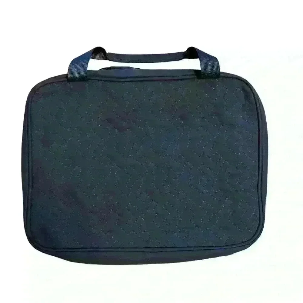Travel Toiletry Bag in Blue 〰️ Cosmetic Organizer